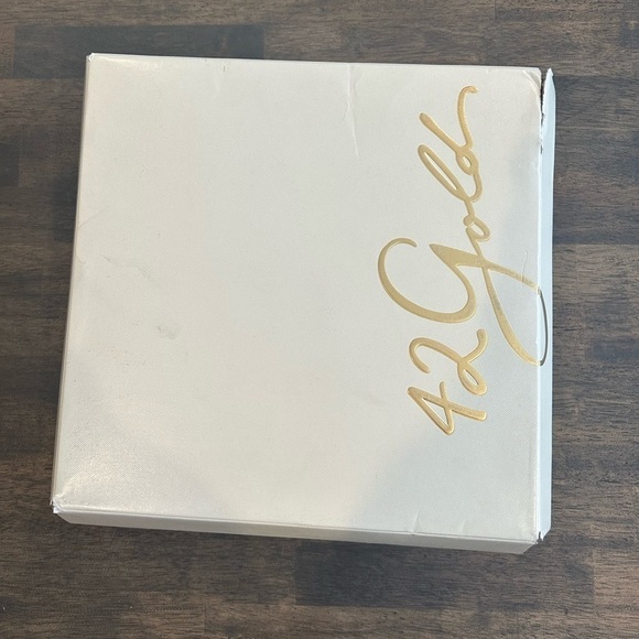 42 Gold Boots - Picture 6 of 7